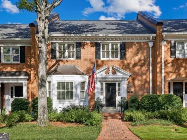 House for sale in Dunwoody, Georgia