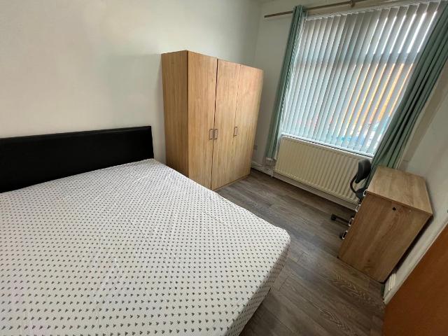 Room for rent in West Midlands