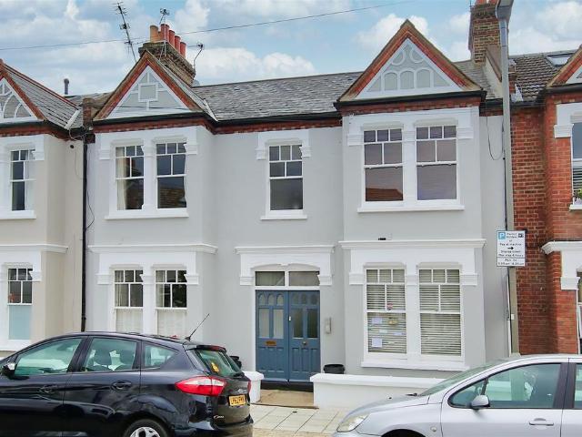 Apartment for rent in Earlsfield, Greater London