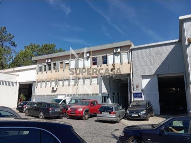 Armazém venda em Porto