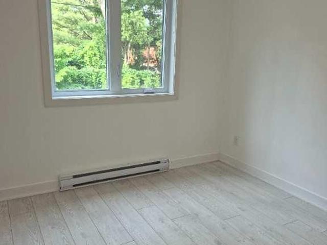 Apartment for rent in Vieux-Longueuil, Longueuil