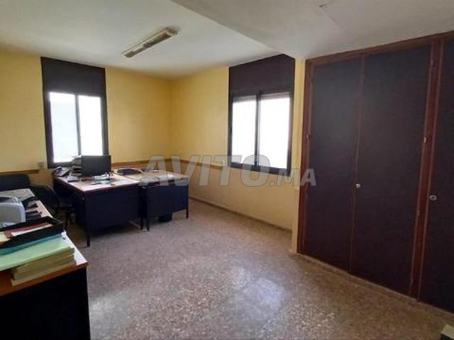 Bureau vente à Anfa, Gharb-Chrarda-Beni Hssen