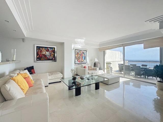 Maison location à France métropolitaine, Cannes