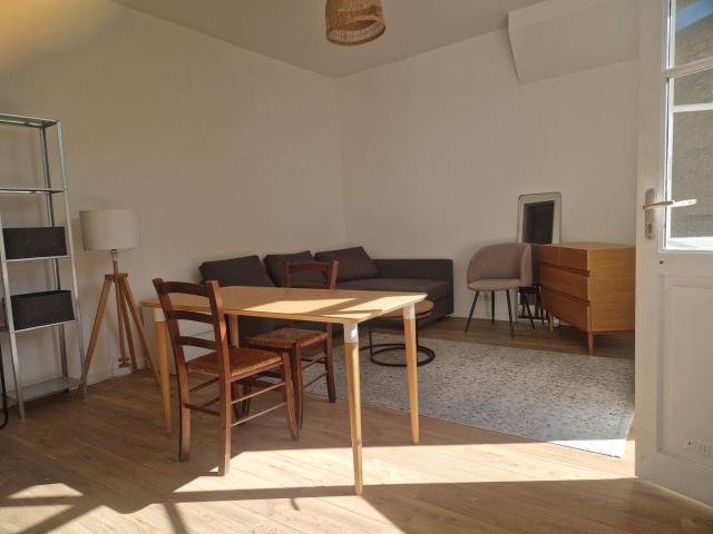 Studio location à Les Ardillos, Mérignac