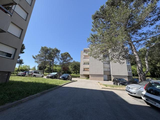 Appartement location à Nîmes, Bagnols-sur-cèze