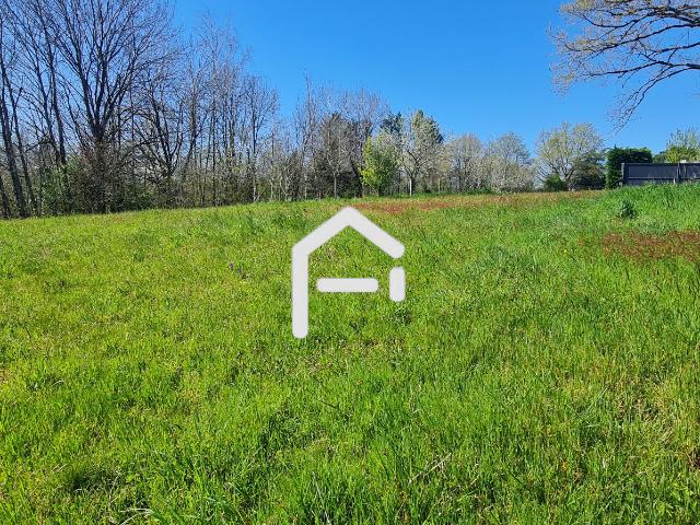 Terrain vente à Brive-la-Gaillarde, Objat