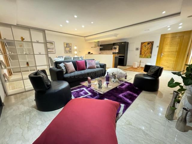 Appartement location à Anfa, Gharb-Chrarda-Beni Hssen