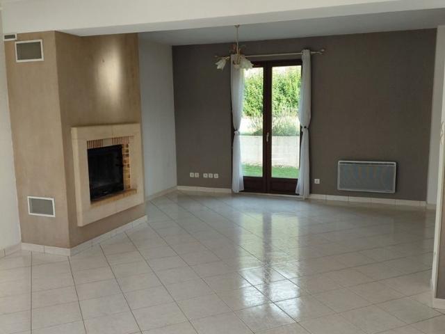 Maison location à Bernay, Toutainville