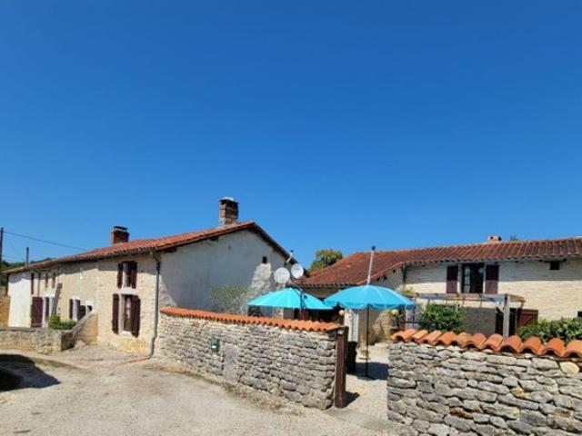 Maison vente à Confolens, Nanteuil-en-vallée