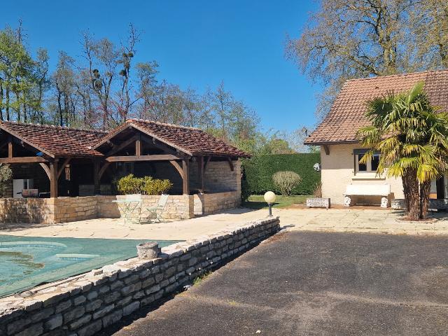 Maison vente à Louhans-Châteaurenaud, Louhans