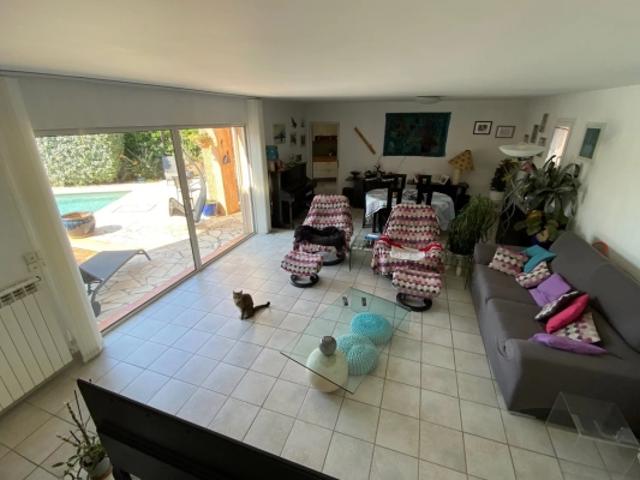 Maison vente à Arrondissement de Toulon, La Londe-les-maures