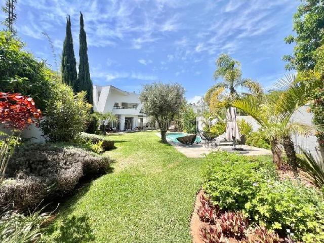 Villa vente à Bouskoura, Grand Casablanca