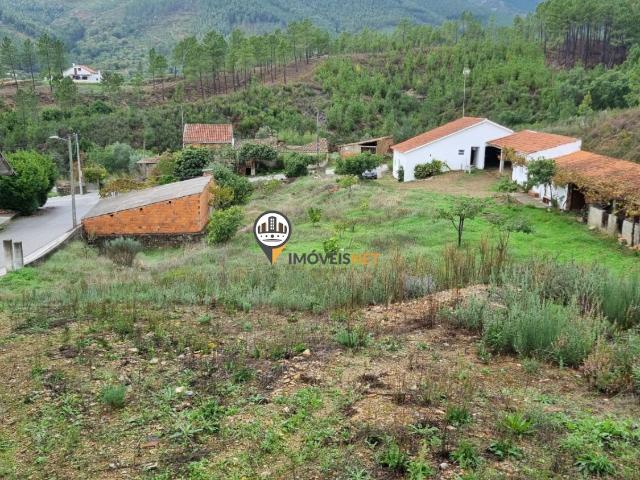 Casa venda em Almaceda, Castelo Branco