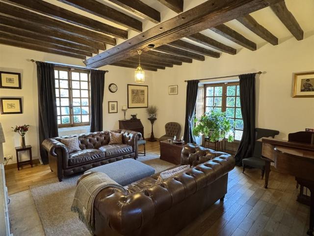 Maison vente à La Flèche, Saint-ouen-en-champagne