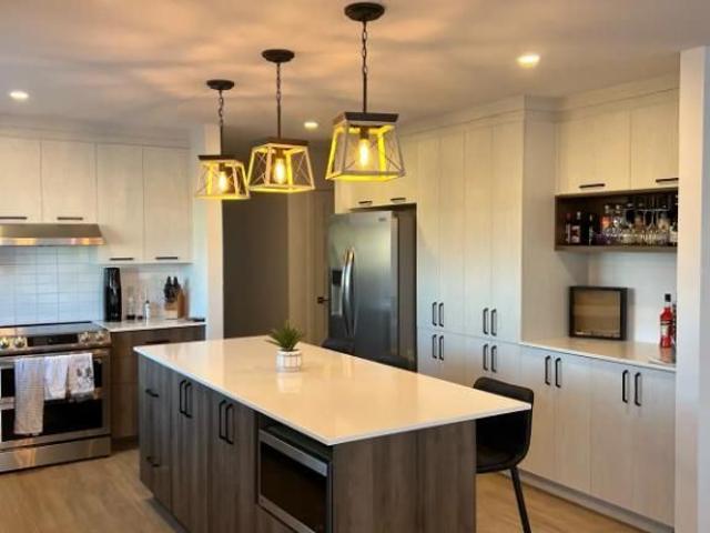 Apartment for rent in Notre-Dame-de-Saint-Hyacinthe, Saint-Hyacinthe