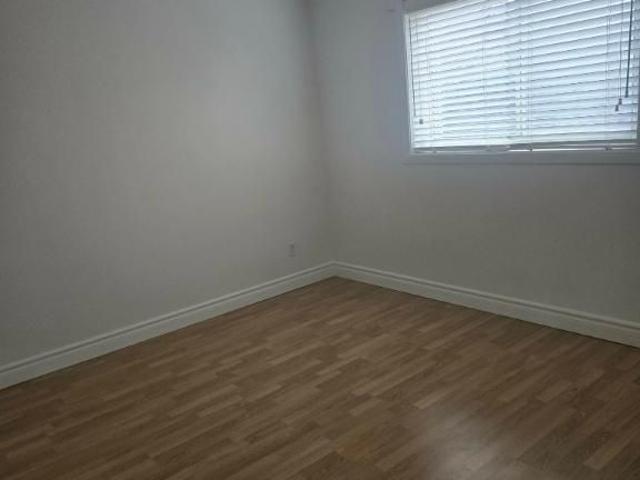 Apartment for rent in Laval-des-rapides, Quebec