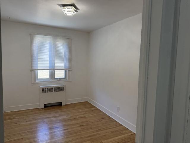 Apartment for rent in Saint-Thomas-d'Aquin, Québec