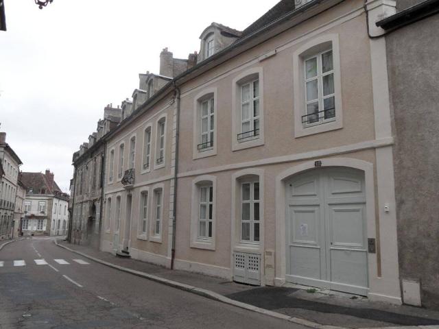 Appartement location à Zone d'activités commerciales de Bellevue, Autun