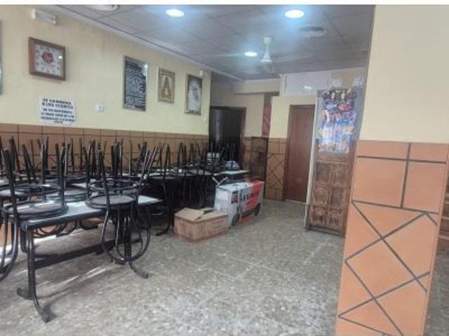 Local Comercial en venta en Cerro-Amate, Sevilla