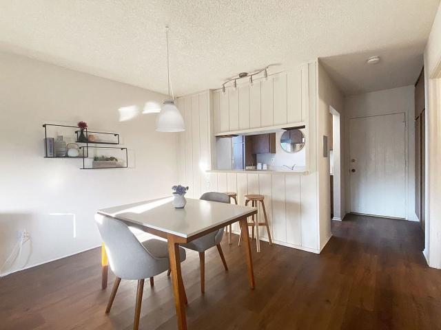 Apartment for rent in Midway City, California