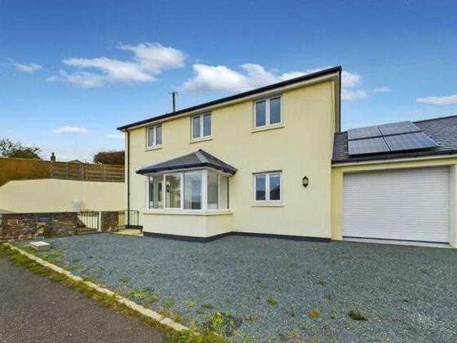 House for sale in Launceston, Cornwall
