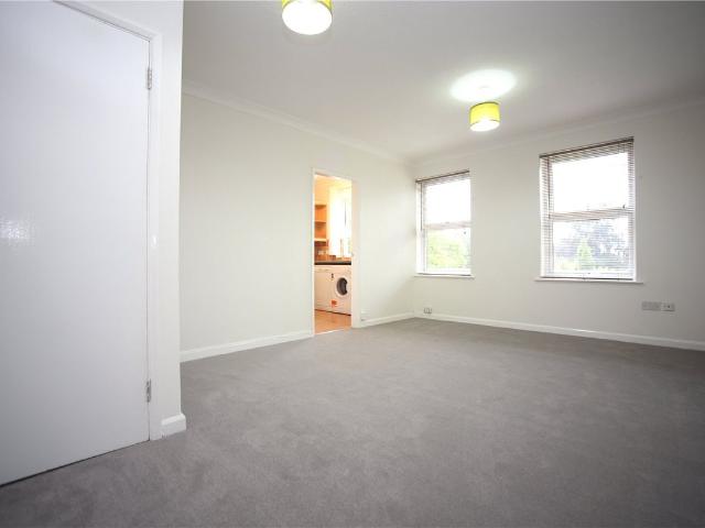 Apartment for rent in Ewens Farm, Golden Valley