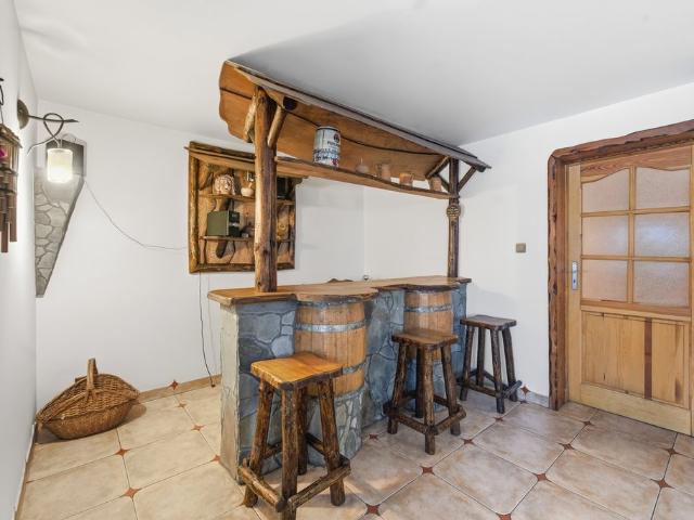 Dom na sprzedaż w Tresna, Śląskie