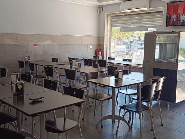 Loja venda em Santiago Dos Velhos, Lisboa