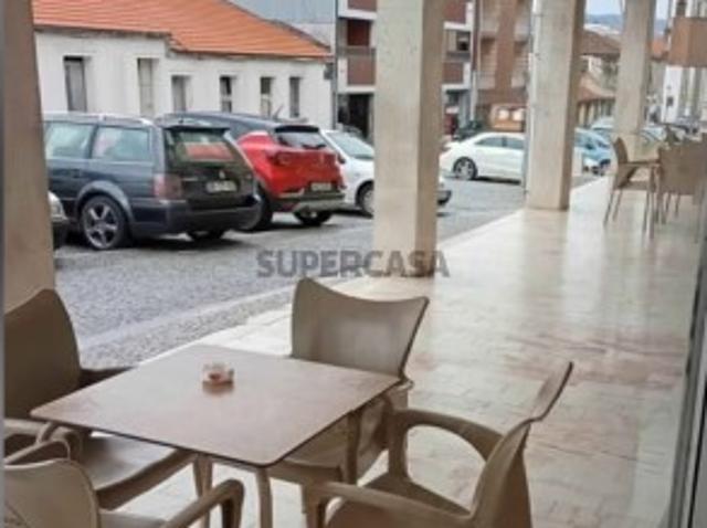 Armazém venda em Bairro da Cumieira, Fafe