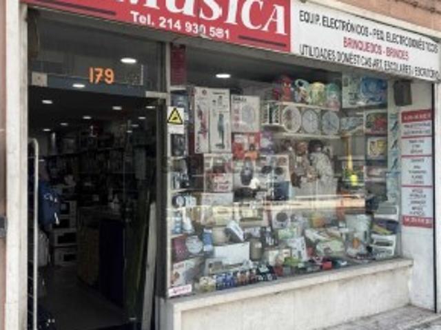 Armazém venda em Amadora, Lisboa