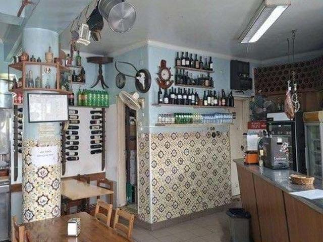 Loja venda em Falagueira, Amadora