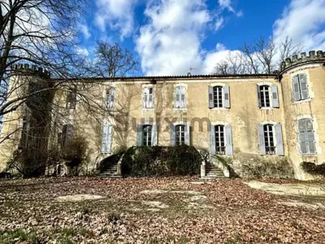 Maison vente à Nîmes, Tresques