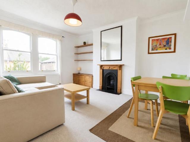 Apartment for rent in London Borough of Lewisham, Brockley