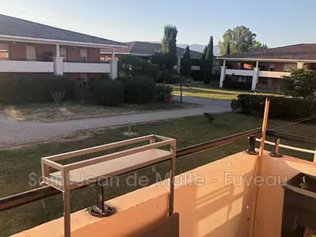 Appartement vente à Lotissement Clos Siméon, Trets