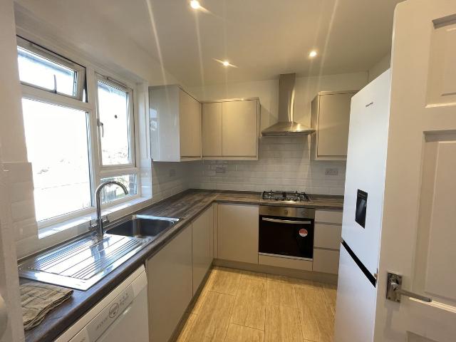 Apartment for rent in Cockfosters, Greater London