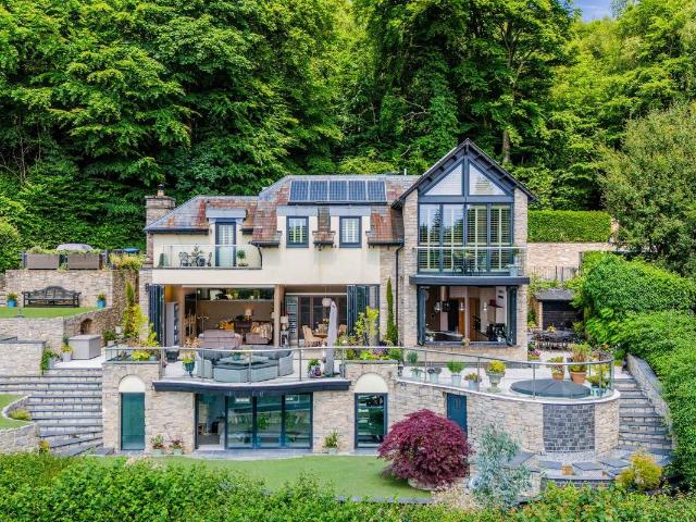 House for rent in Hillview, Surrey