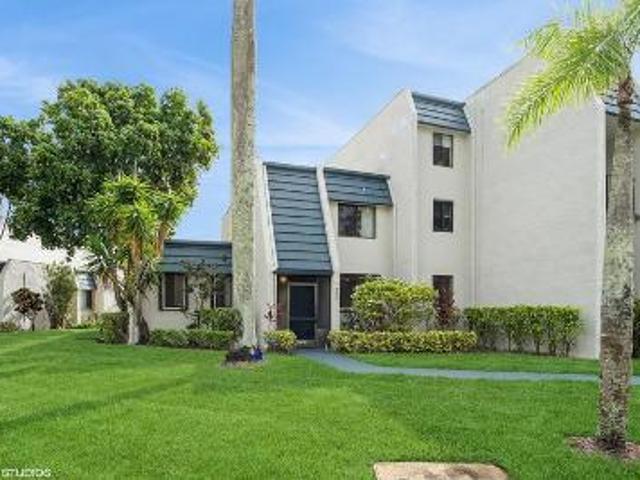 Condo for sale in Lake Worth Condo for sale in Lake Worth
