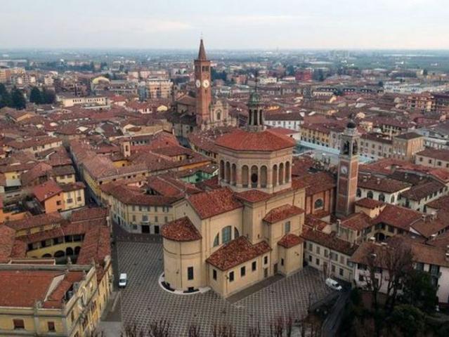 Monolocale in affitto a Treviglio, Lombardia