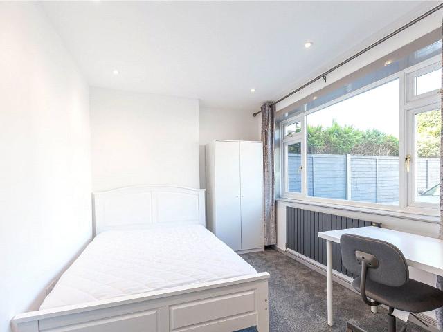 Room for rent in Feckenham, City Of Bristol