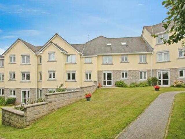 House for sale in Roseworthy, Cornwall