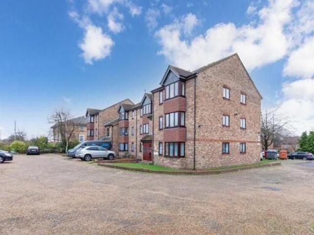 House for sale in Slough