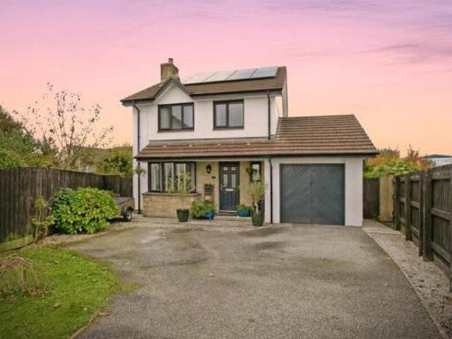 House for sale in Helston, Cornwall