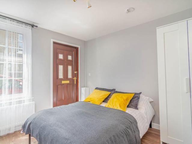 Studio for rent in Chesterton, Arbury