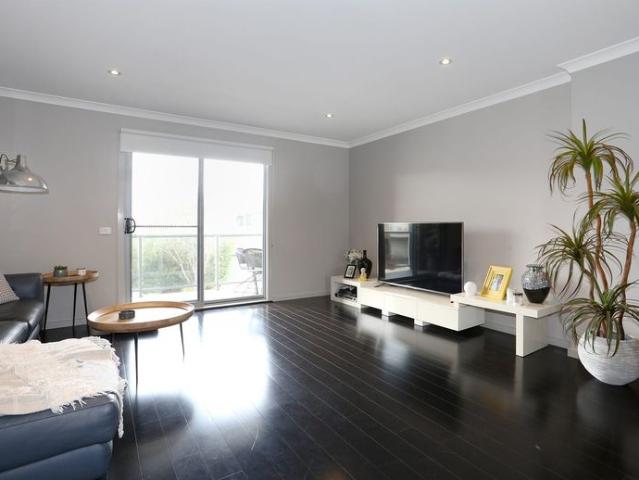 Townhouse for rent in Camerons Creek, Victoria
