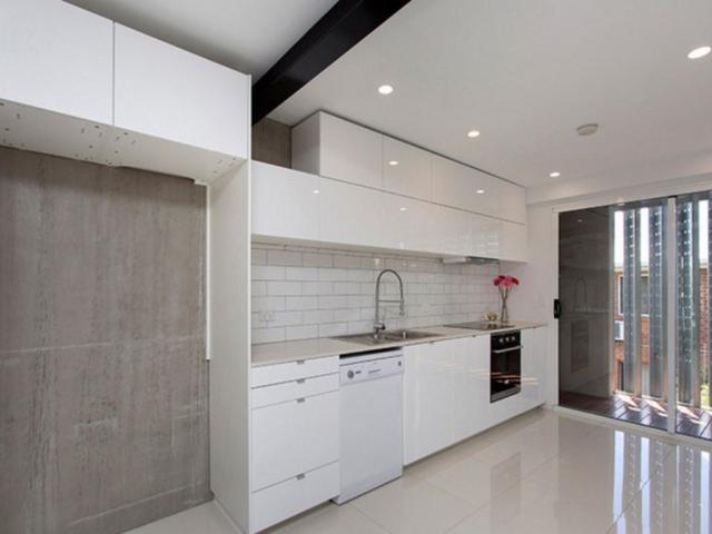 Townhouse for rent in Toombul, Queensland