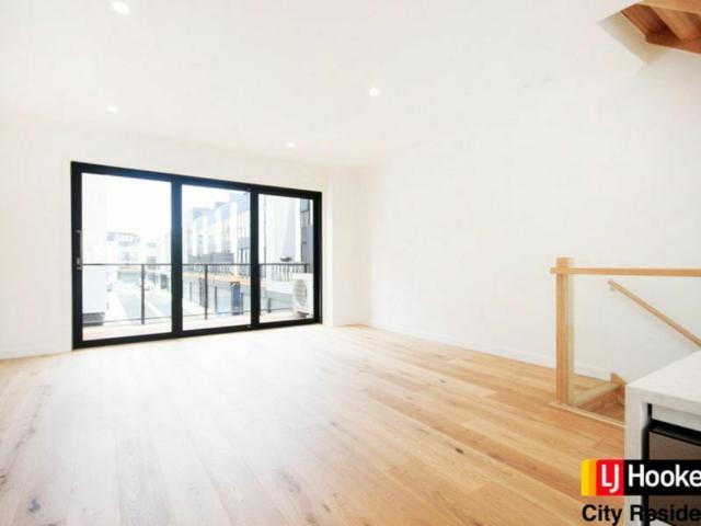 Townhouse for rent in Camerons Creek, Victoria