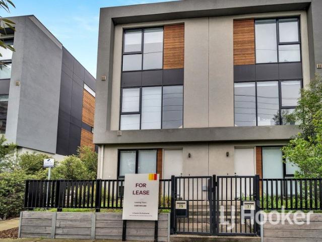 Townhouse for rent in Camerons Creek, Victoria