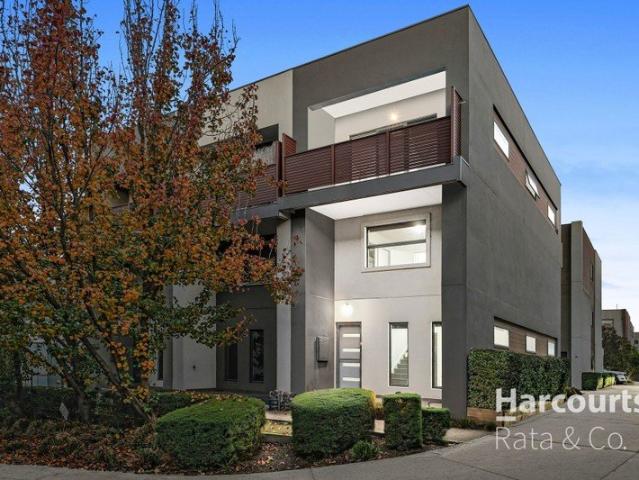 Townhouse for sale in Camerons Creek, Victoria