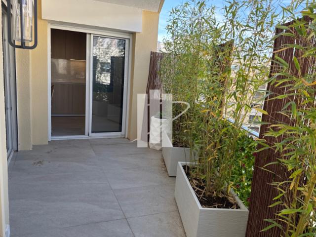Appartement vente à Arrondissement de Draguignan, Saint-raphaël