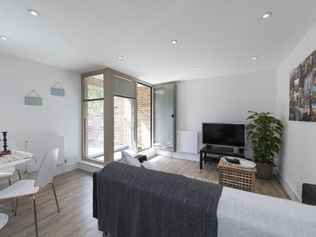 Apartment for rent in Clapham, Greater London